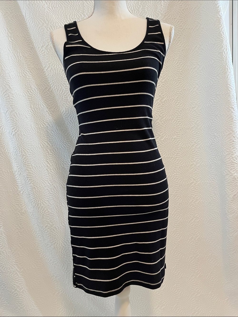 Sleeveless Black and White Striped body con Midi Dress